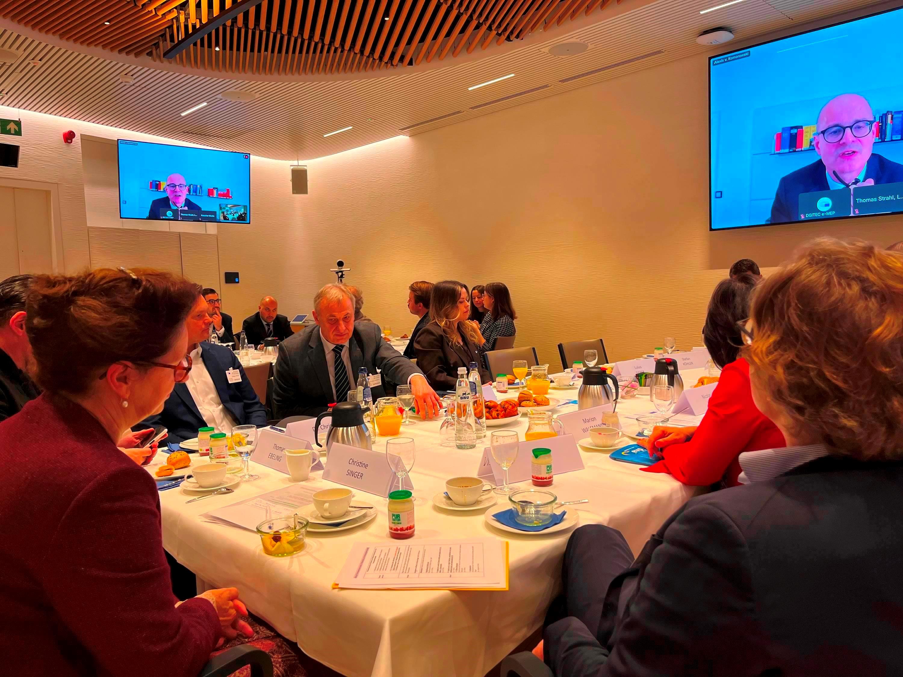 Parlamentarisches Frühstück in Brüssel (6)