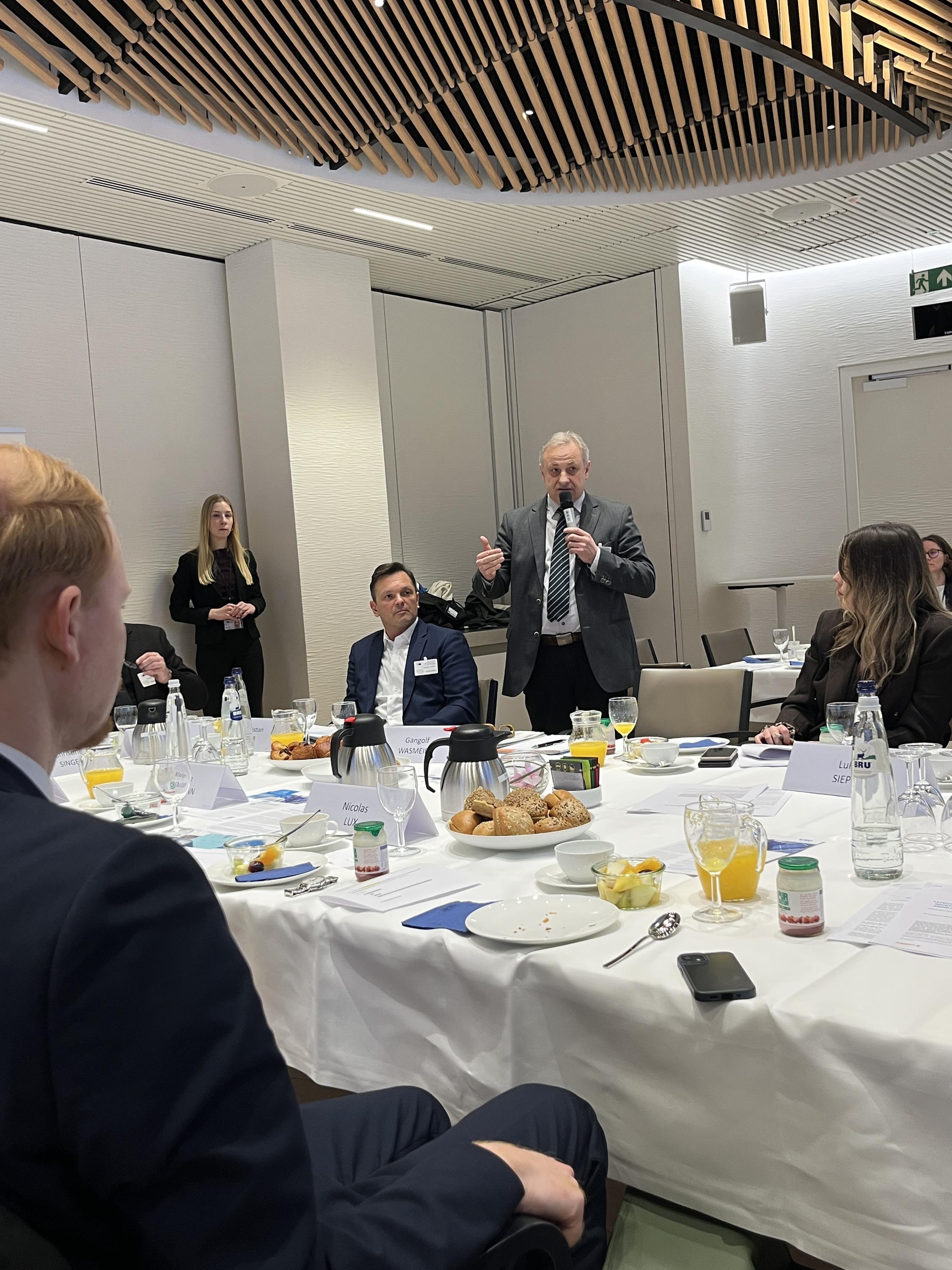 Parlamentarisches Frühstück in Brüssel (8)