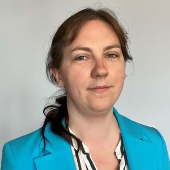 Das Bild zeigt Cynthia Derra Bild von Cynthia Derra